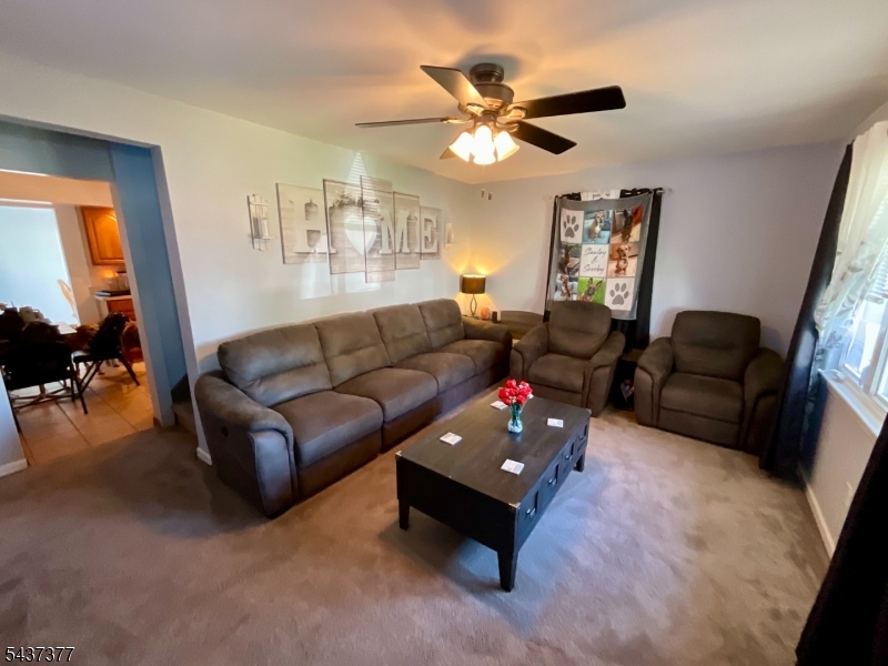 11 Chadwick Dr