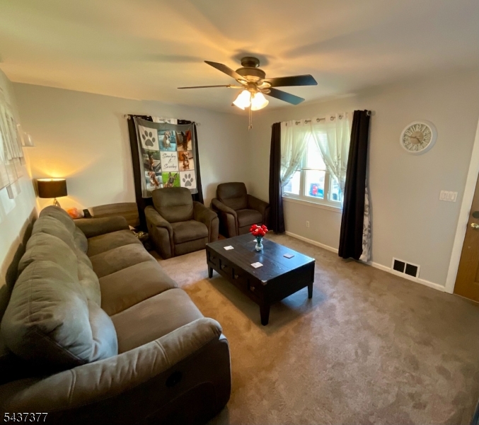 11 Chadwick Dr