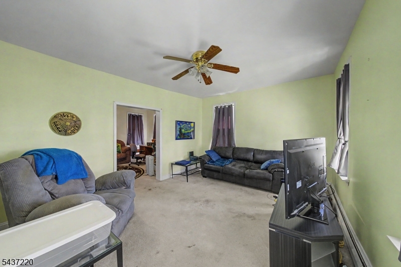 700 Vulcanite Ave