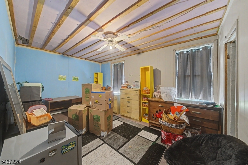 700 Vulcanite Ave