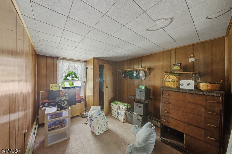 700 Vulcanite Ave