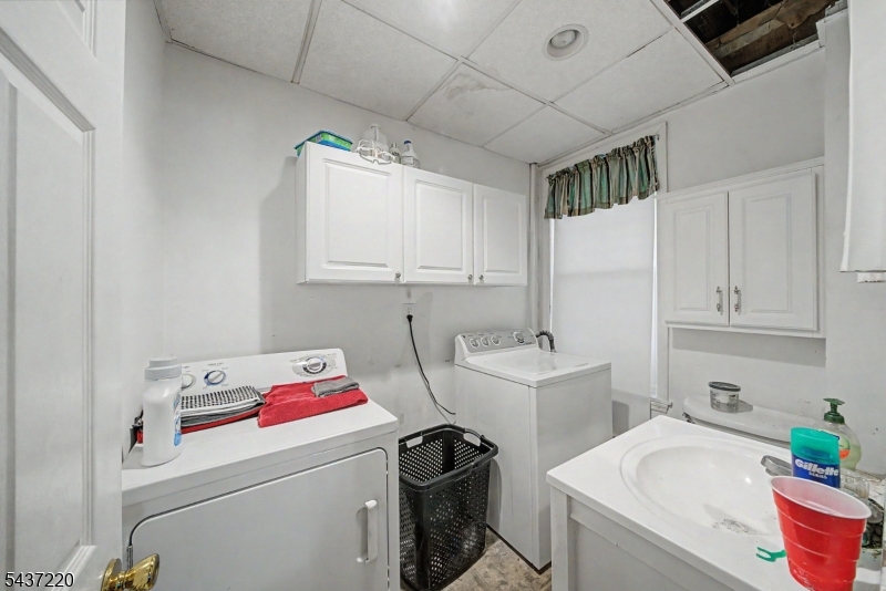 700 Vulcanite Ave
