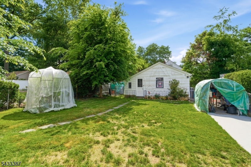 128 Meisel Ave