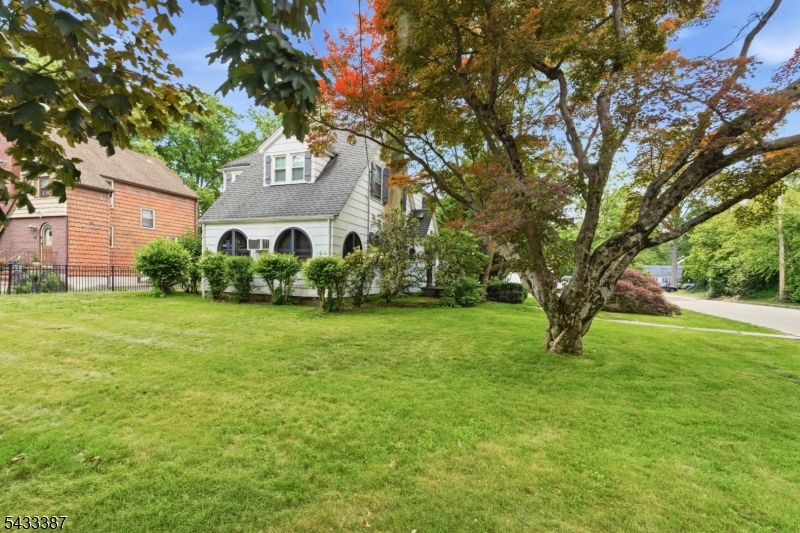 128 Meisel Ave