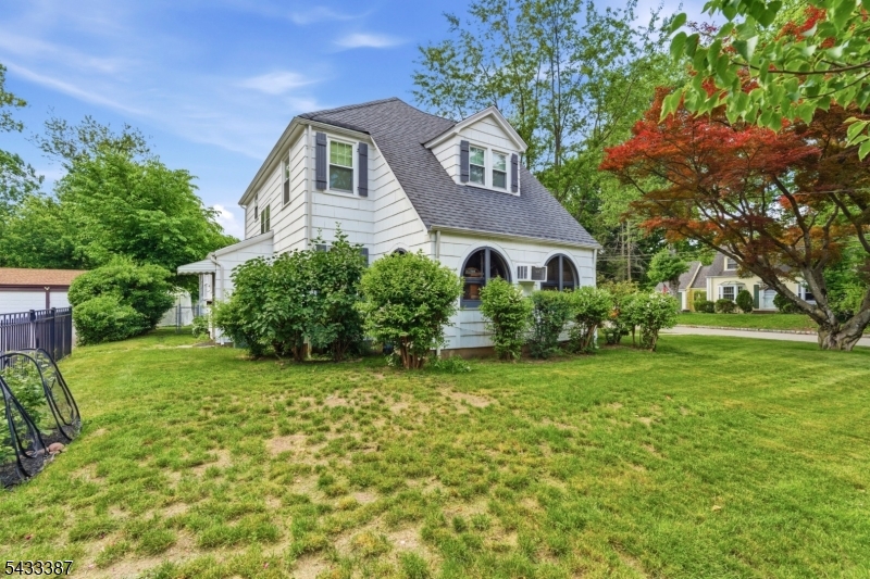 128 Meisel Ave