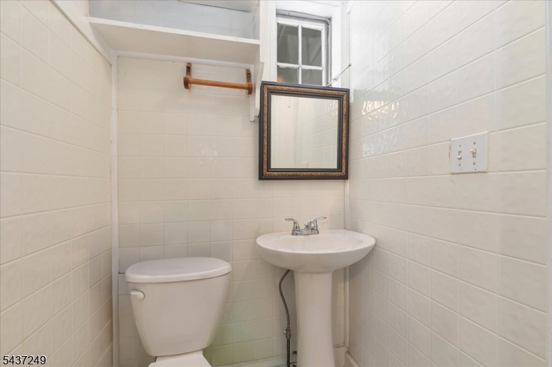 126 Berwyn St