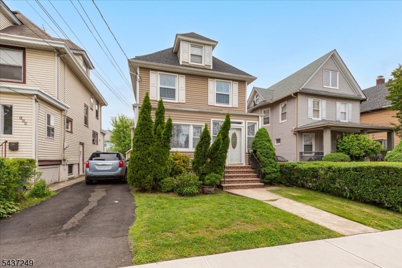 126 Berwyn St