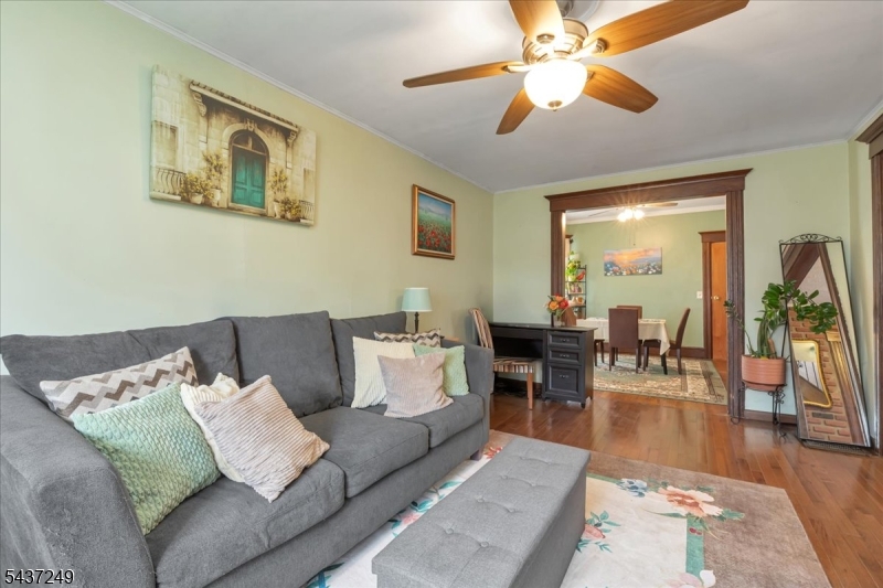 126 Berwyn St
