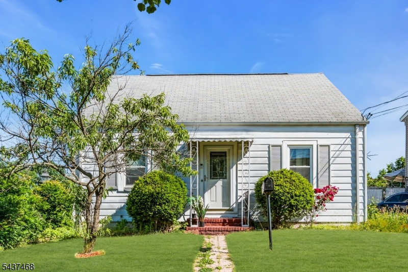 7 Washington Ave