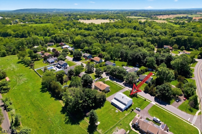 10 Red Oak Way