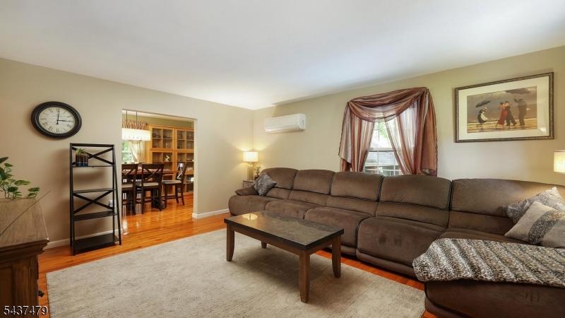 1920 Lake Ave