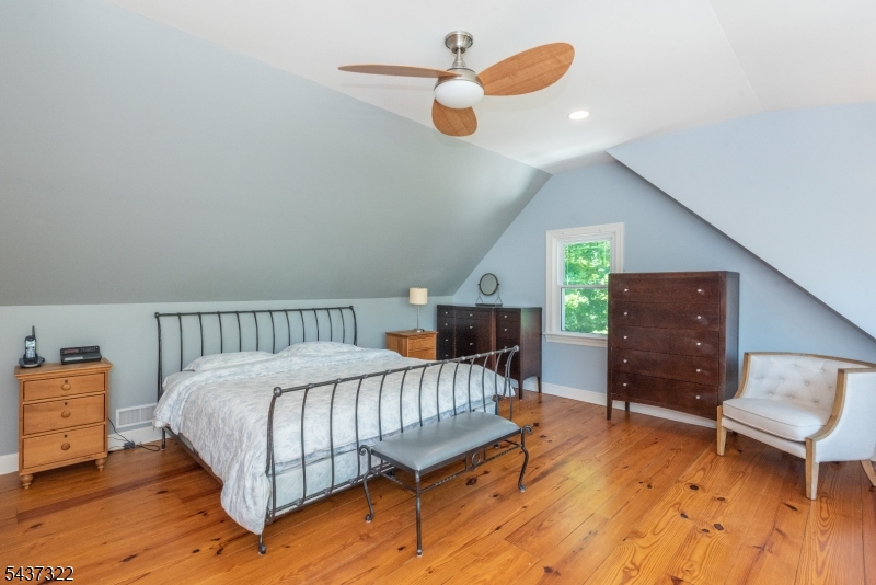 591 Highland Ave