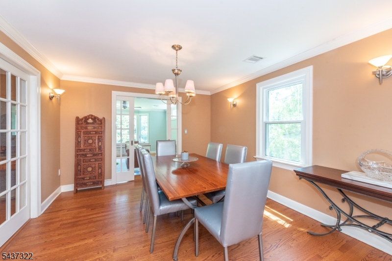 591 Highland Ave