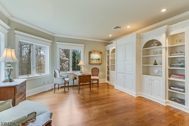 14 Bliss Rd