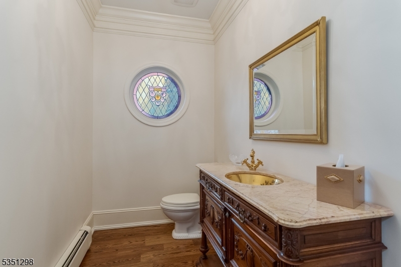 14 Bliss Rd