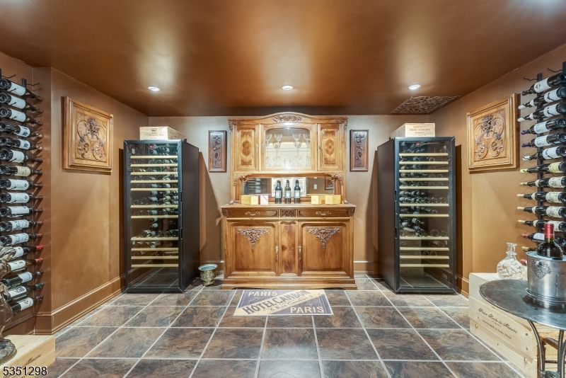 14 Bliss Rd