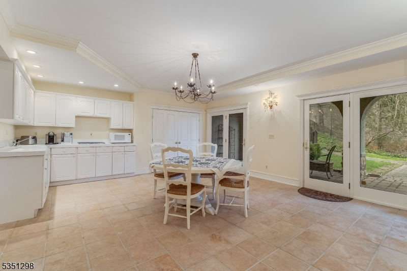 14 Bliss Rd