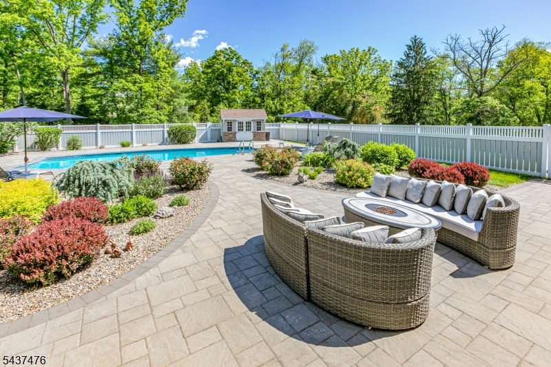 22 Cleveland Cir