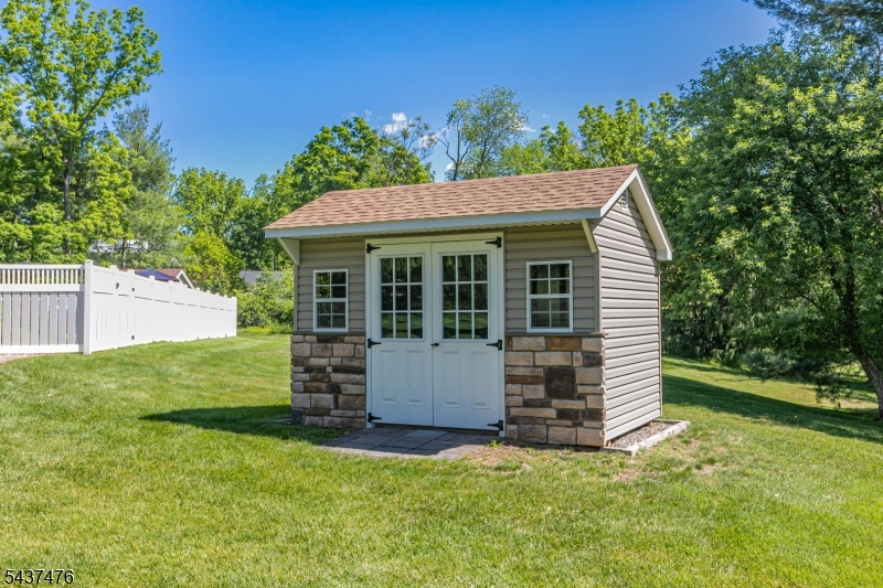 22 Cleveland Cir