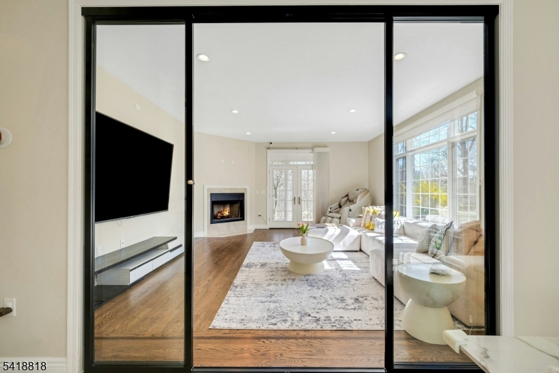 26 Sunset Rd