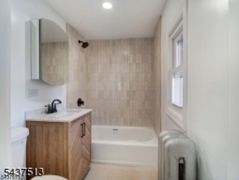 626 Tremont Ave