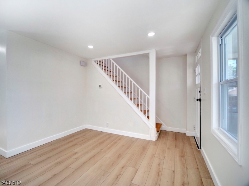 626 Tremont Ave