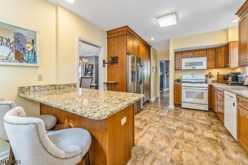 28 Codington Pl