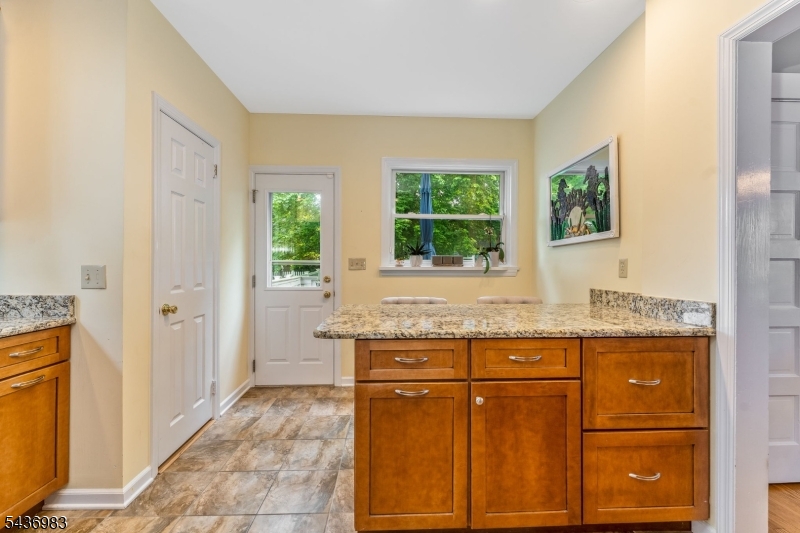 28 Codington Pl