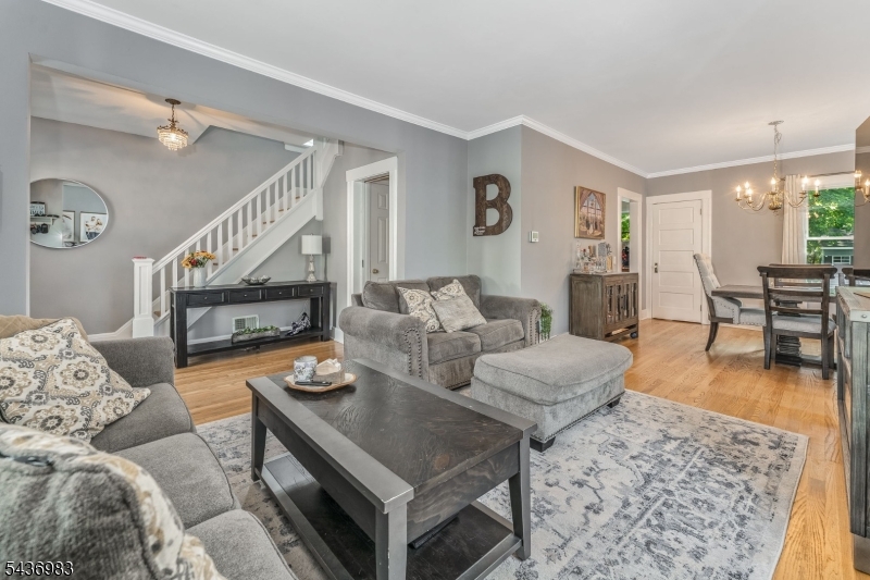 28 Codington Pl