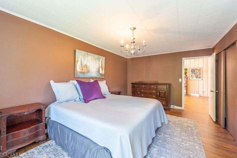 5 Coulter Pl