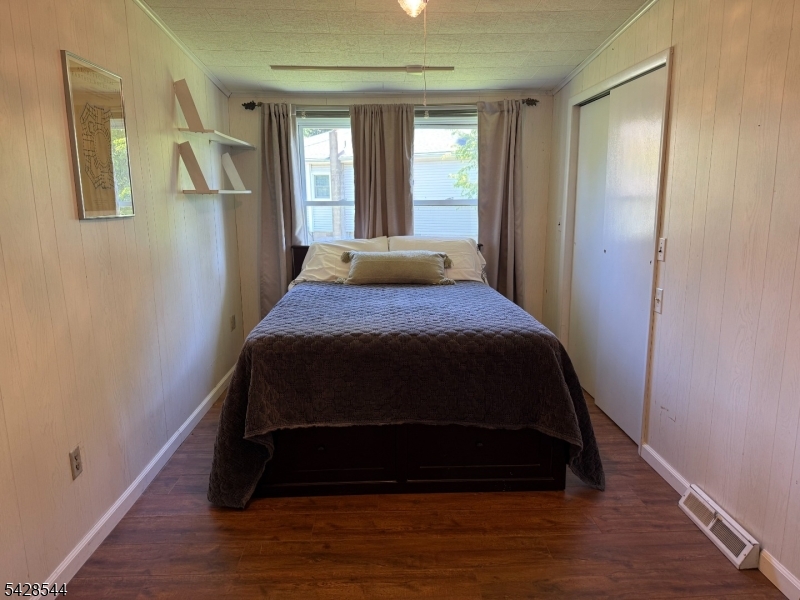 5 Coulter Pl