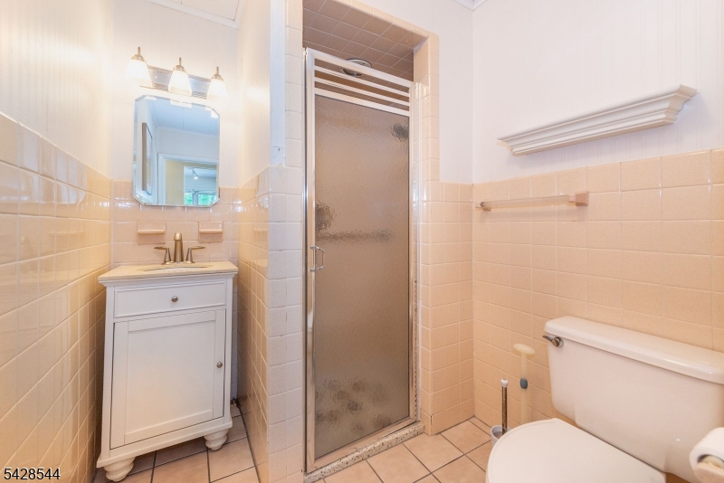 5 Coulter Pl
