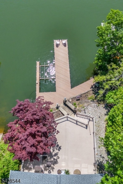 5 Coulter Pl