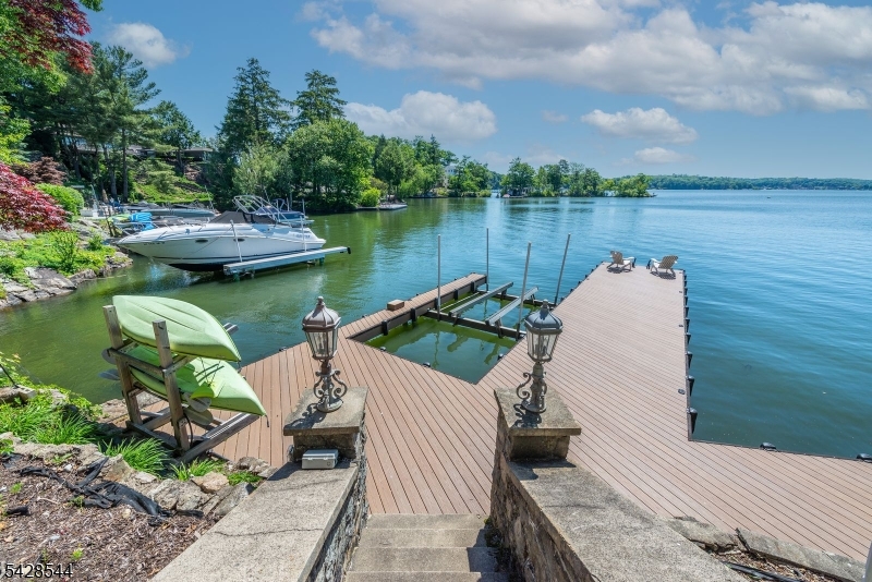 5 Coulter Pl
