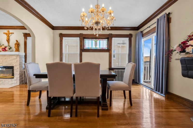 37 Fairway Ave