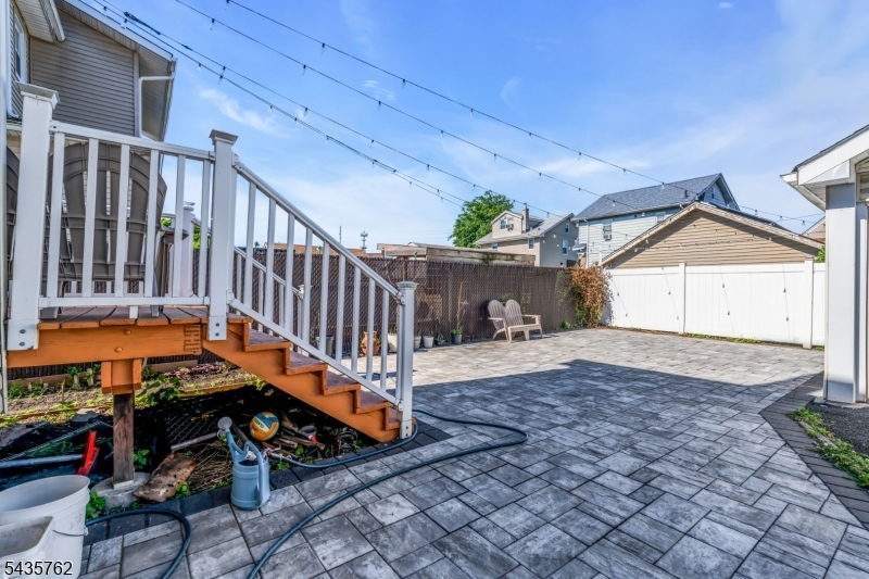37 Fairway Ave