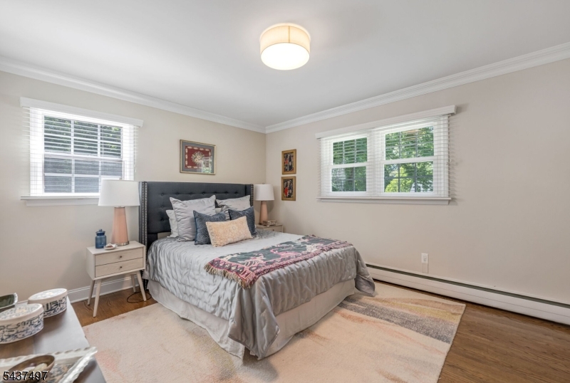 369 Voorhis Ave