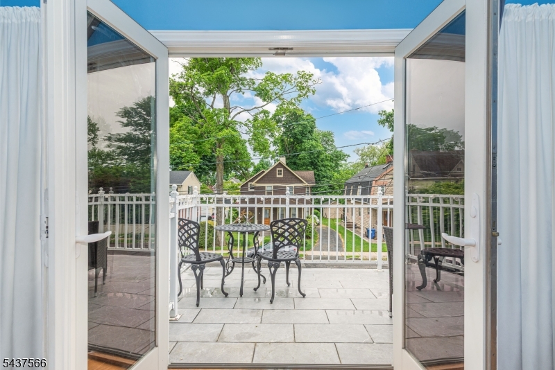 95 Highwood Ave
