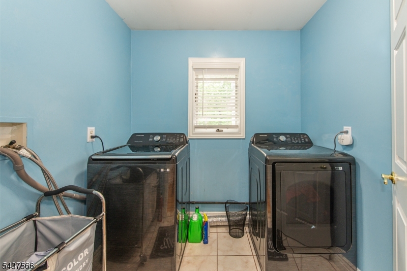 95 Highwood Ave