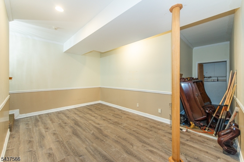 95 Highwood Ave