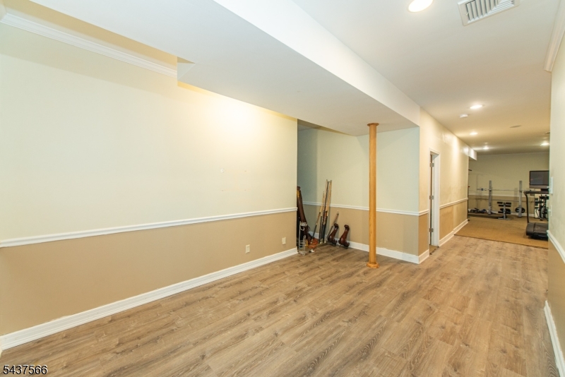 95 Highwood Ave