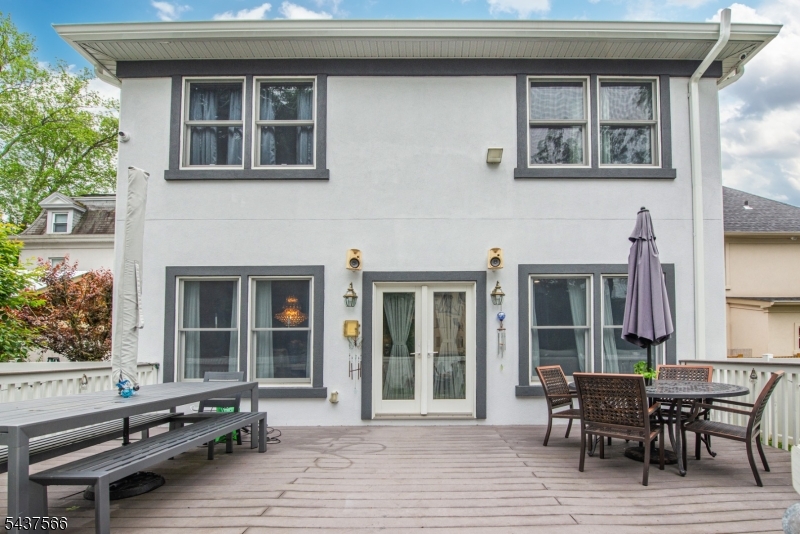 95 Highwood Ave