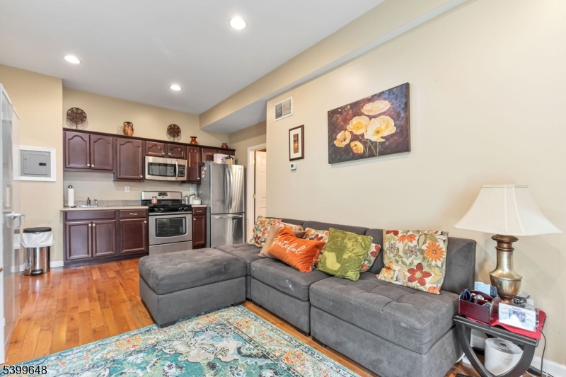 512 Township Line Rd