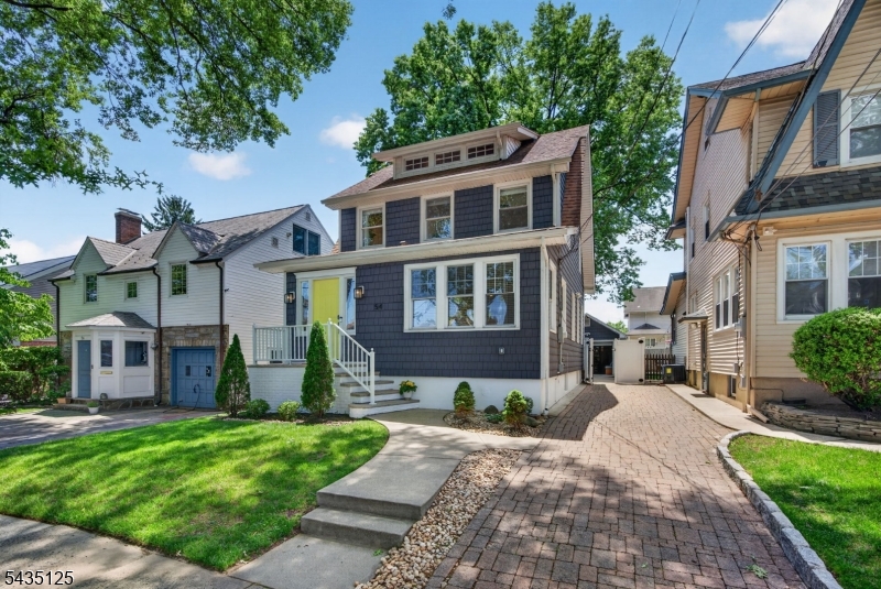 54 Van Riper Ave