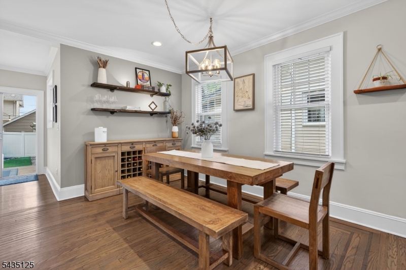 54 Van Riper Ave