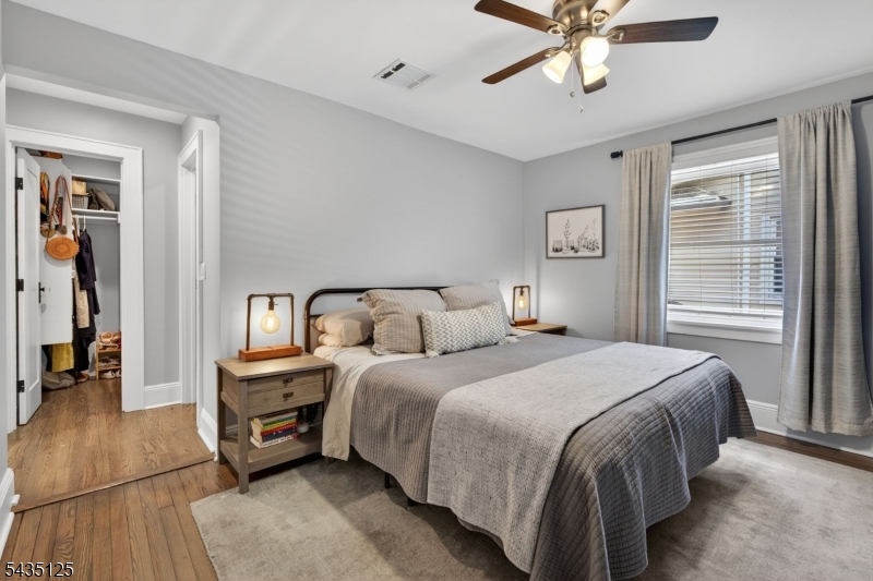 54 Van Riper Ave