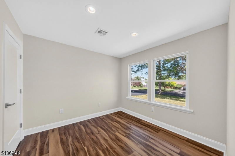 19 Springdale Rd