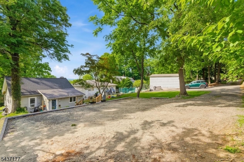 68 Westover Ave