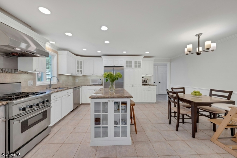 140 Boulevard