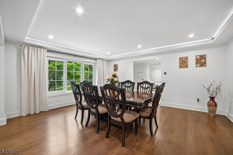 36 Ivy Pl